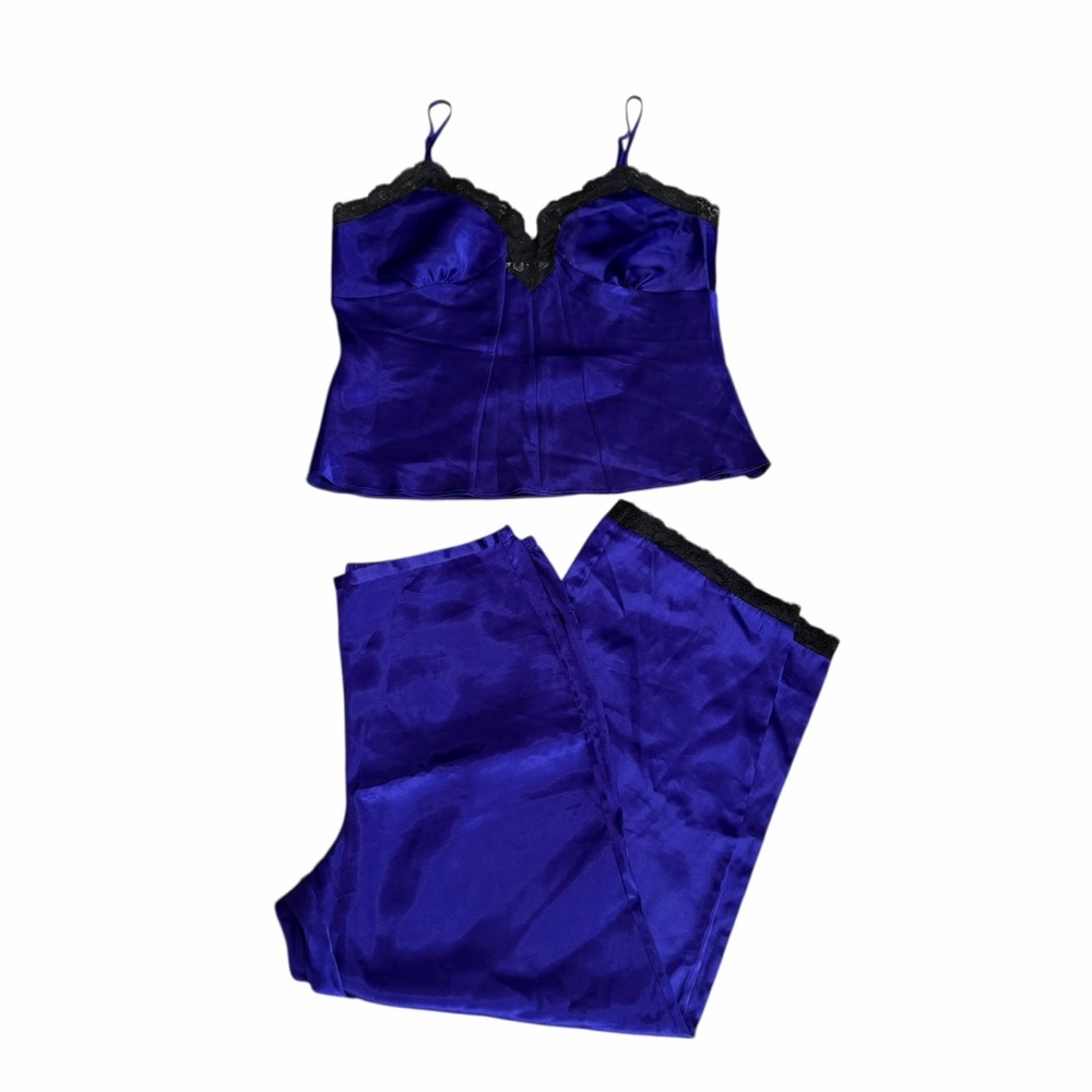 Vintage Y2K Victoria's Secret Satin Pajama‎ Set (2003) | Purple | Size M